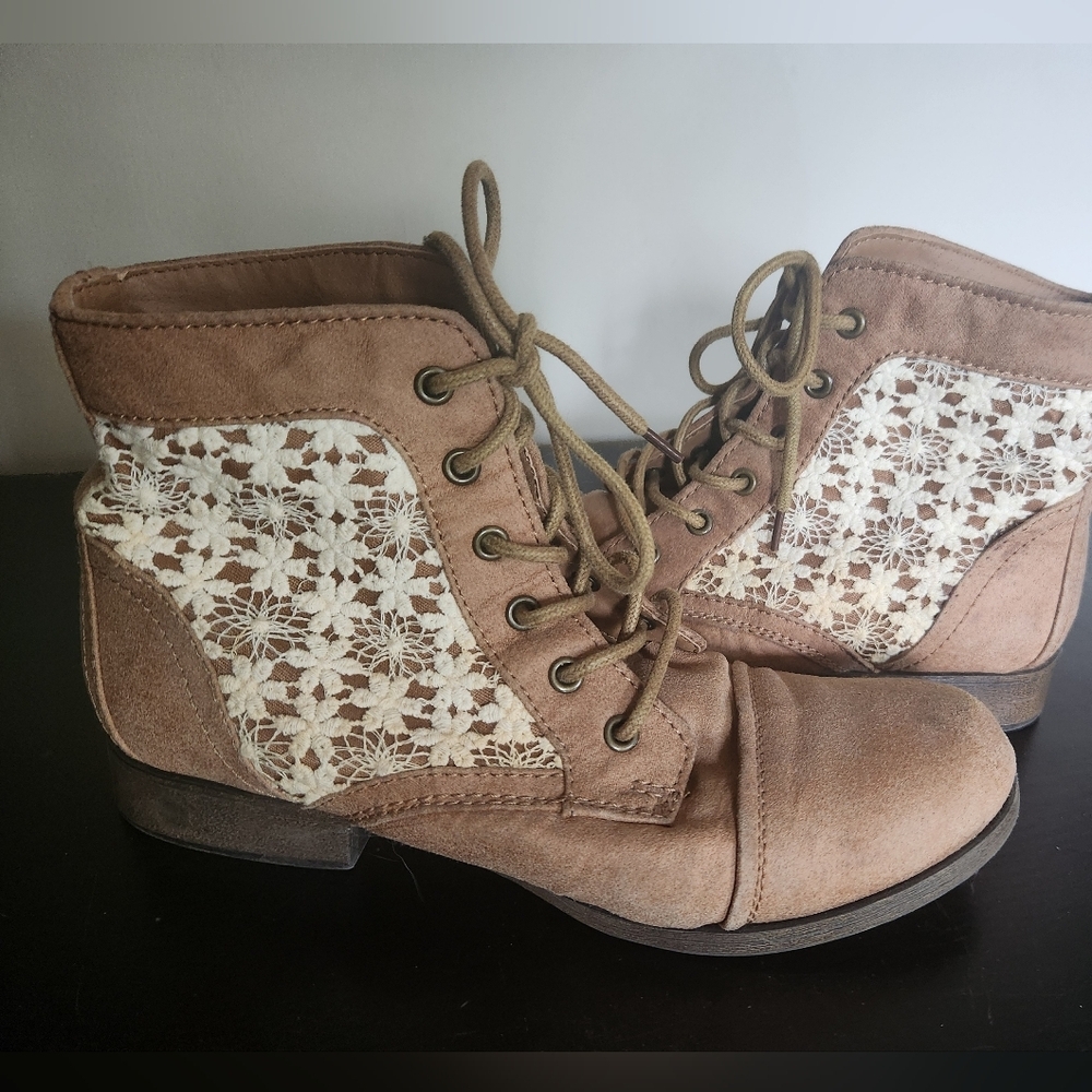 Brash Lace-Accent Tan Ankle Boots